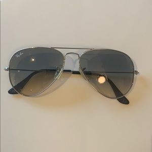Ray Ban Aviator Gray Sunglasses